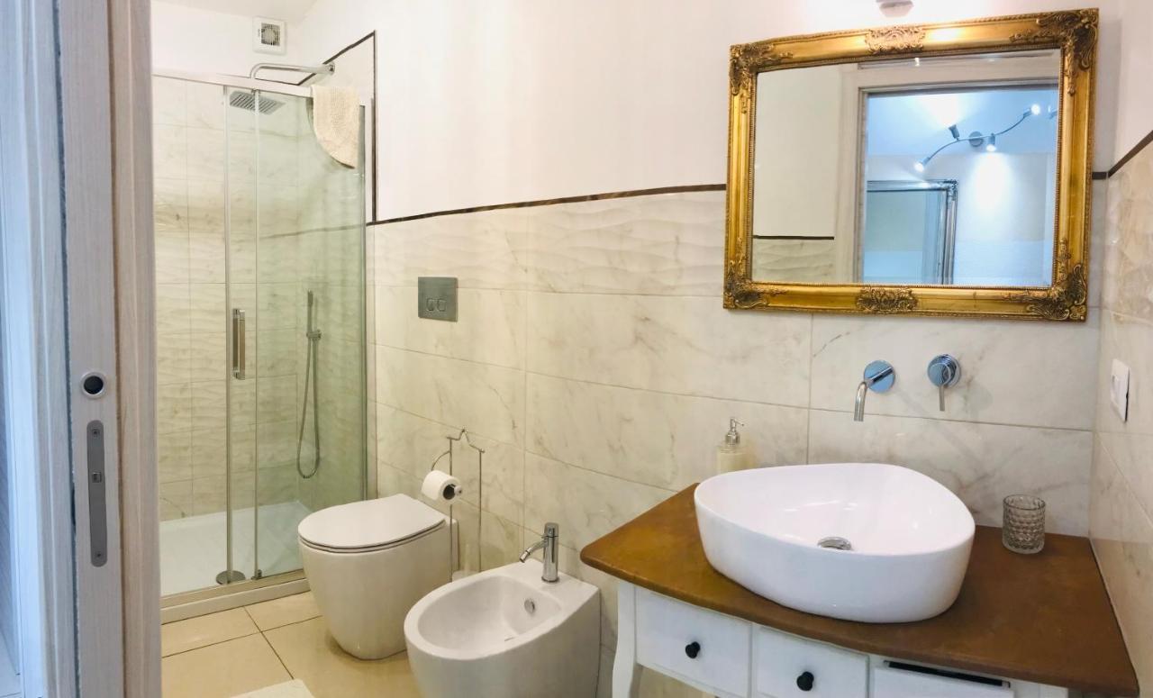 Camera Privata “Un Nido A Castello” Hotell Cagliari Eksteriør bilde